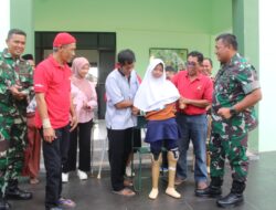 Dandim 0711 Pemalang Serahkan Bantuan Kaki Palsu Dari Yayasan Kick Andy Foundation