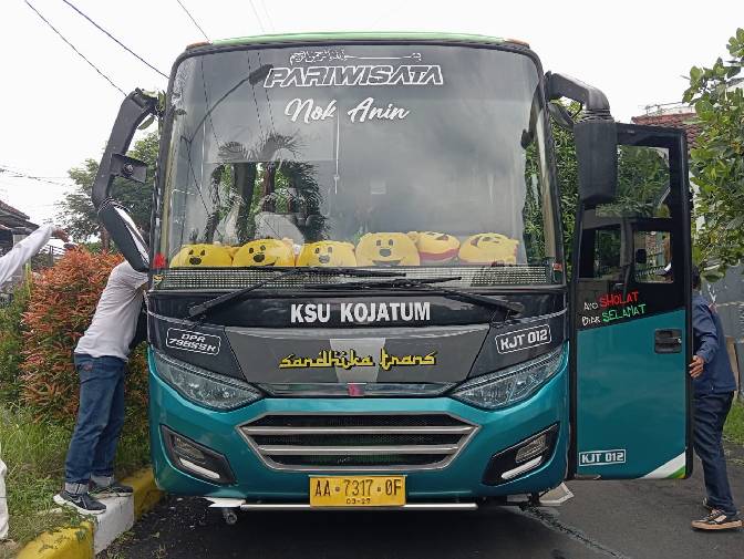 kecelakaan bus rombongan TK Al Makmuriyah dari pemalang
