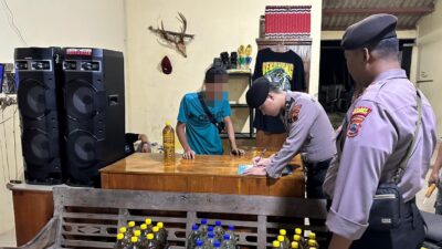 Polisi Amankan Puluhan Botol Miras, Saat Razia 2 Wilayah Kesesi Bojong dan Kedungwuni