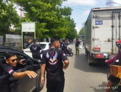 Jumat Berkah ! Ormas 234SC Bersama Wartawan Peduli Sosial Pemalang Bagikan Ratusan Paket Nasi Kotak