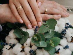 6 Sikap Istri Yang Harus Di Hindari !