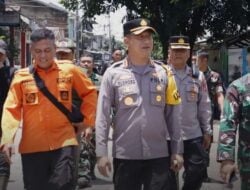 Kapolres Bandung Tinjau Lokasi Terdampak Angin Puting Beliung Di Rancaekek