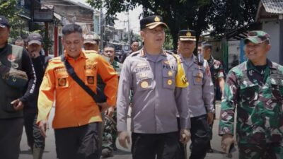 Kapolres Bandung Tinjau Lokasi Terdampak Angin Puting Beliung Di Rancaekek