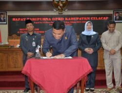 Empat Perda Baru Ditetapkan DPRD Cilacap Awaluddin : Menekankan Peran Serta Masyarakat Dalam Mendukung Perda