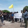 mahasiswa gelar demo