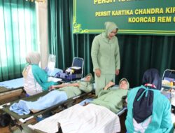 Peringati HUT, Persit Kodim Cilacap Gelar Donor Darah Berikan Kontribusi Positif Meningkatkan Stok Darah di PMI
