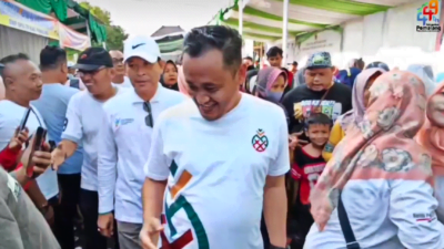 Ribuan Warga Antusias Padati Festival Jajanan Khas Pemalang Di Sepanjang Jalan Depan Kantor Bupati