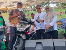 Bupati Mansur Serahkan Hadiah Utama Fun Bike, Dalam Rangka HUT Ke-449 Pemalang Tahun 2024