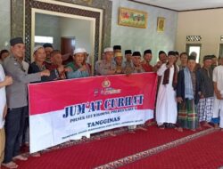 Polsek Leuwigoong Polres Garut Terjun Langsung Menampung Aspirasi Warga Dalam Rangka ” Jum’at Curhat “