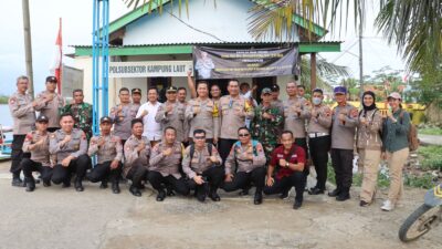 Kunjungi Polsek Pulau Terluar Kapolresta Cilacap Berikan Semangat Dan Motivasi Anggotanya