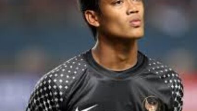 Pernah Jadi Kiper Andalan Timnas Indonesia, Kurnia Meiga Kini Jualan Emping