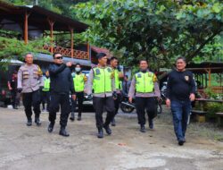 Libur Lebaran di Pekalongan: Kapolres Patroli Bareng PJU, Pastikan Wisatawan Aman