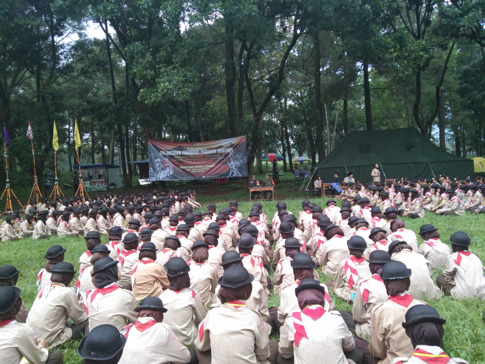 Pelatihan Survival dan Wasbang SMK N 1 Brebes bersama Koramil 10/Moga