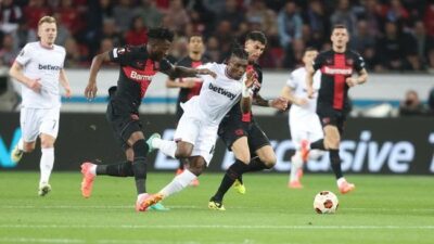 Leverkusen Bungkam West Ham 2-0