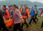 Pencarian Hari Ketiga Tim SAR Gabungan Temukan Korban Tenggelam Pantai Jetis