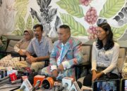 Hotman Paris Ungkap Kejanggalan dalam Kasus Pembunuhan Vina, Salah Satunya 8 Tersangka Cabut Keterangan