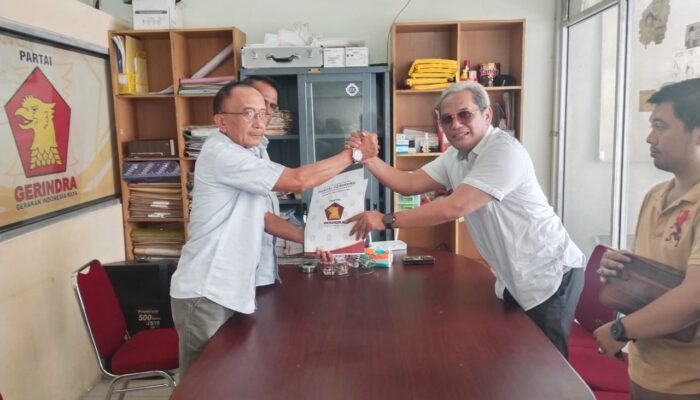 Ndoro Nur Sang pelatih kembalikan formulir Bacalon Bupati Pemalang Ke Partai Gerindra 2024-2029