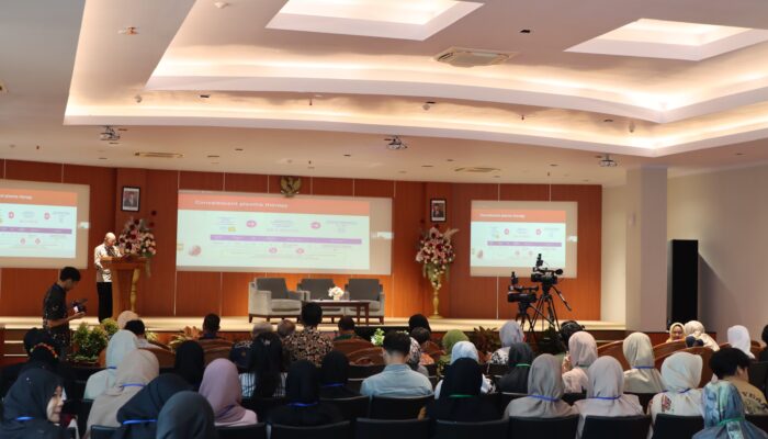 Luar Biasa UMP Tuan Rumah Konferensi Internasional Biokimia dan Biologi Molekuler