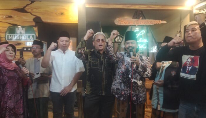 Sang Gladiator Vicky Prasetyo Resmi Maju di Pilkada Pemalang Bersama Ndoro Nur
