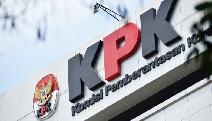 KPK Sita Rp 2,8 Miliar dan Dua Senpi dari Rumah Kadis PUPR Sumut Non-aktif