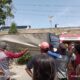 Sopir Mengantuk, Truk Paket Penuh Barang Jatuh dari Tol Pemalang KM 305