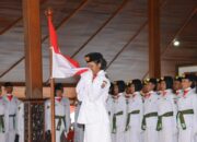 Siap Betugas Pada Upacara Pengibaran dan Penurunan Bendera Peringatan HUT RI ke-79 Anggota Paskibraka Tingkat Kabupaten Cilacap Dikukuhkan