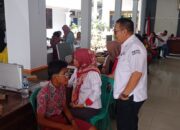 837 Pelajar SD – SMP di Cilacap Jalani Screening Mata Untuk Terima Bantuan Kacamata dari PMI
