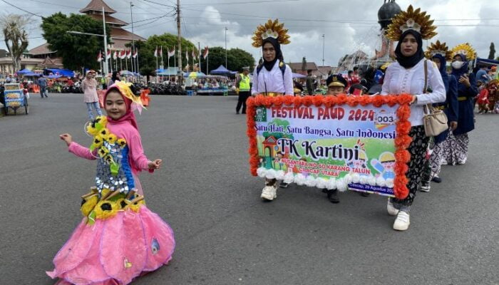 Festival PAUD di Cilacap, Ribuan Anak Dengan Aneka Kostum Ikuti Karnaval