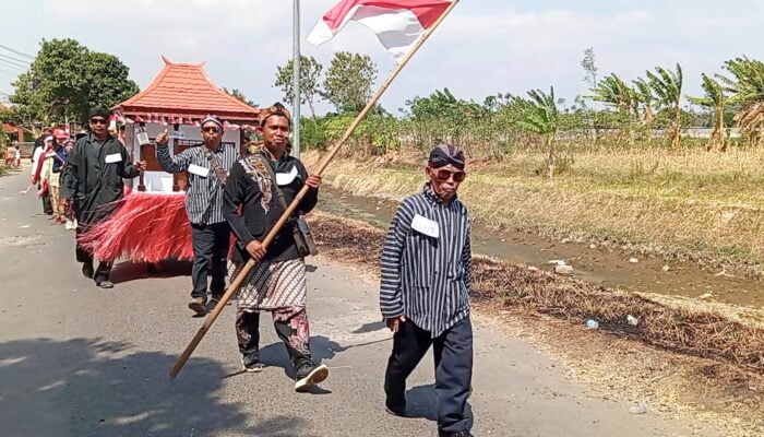 Semangat ’45 Membara! Karnaval HUT RI ke-79 di Desa Kramat Penuh Warna & Kreativitas