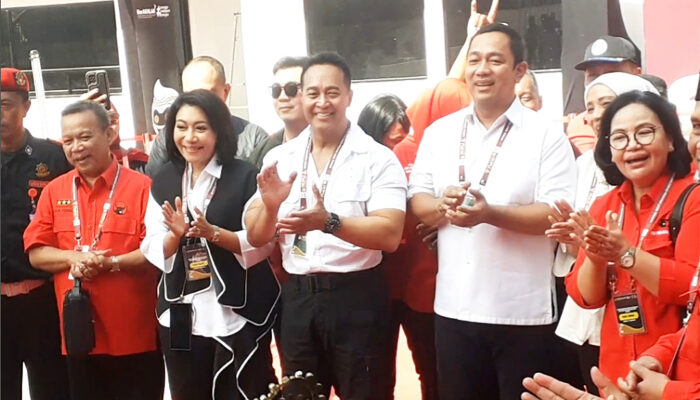 Andika-Hendi Kontestan Pilgub pertama Daftar Ke KPU Jateng