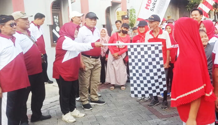 Kelurahan Muktiharjo Kidul Gelar Jalan Sehat HUT RI ke-79