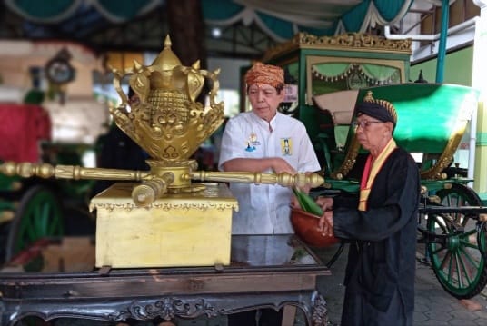 Pemalang Lestarikan Budaya Lewat Beber Wayang & Boyong Kereta