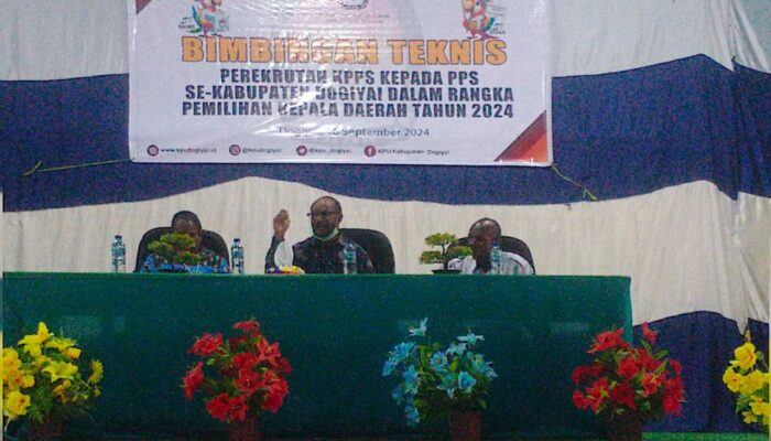 Kabupaten Dogiyai melakukan Bimbingan Teknis (Bimtek) untuk pembentukan KPPS dan Linmas