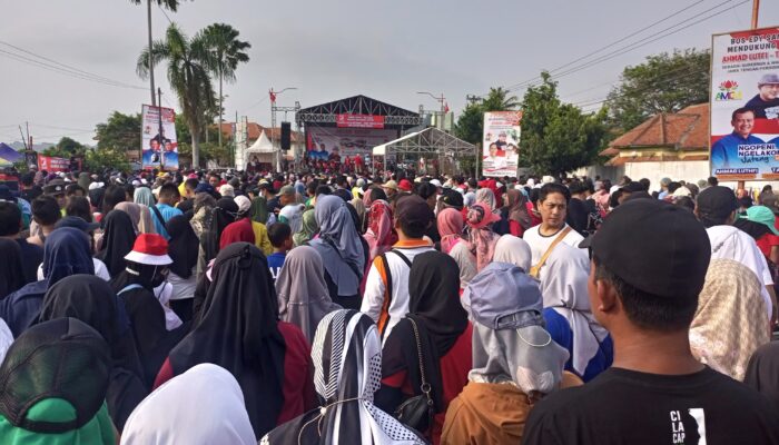 Puluhan Ribu Masyarakat Cilacap, Jalan Sehat Bareng Calon Gubernur Ahmad Luthfi