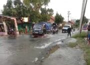 Sigap! Tim Teknis Perumda Tirta Mulia Pemalang Atasi Kebocoran Pipa di Silarang Surajaya