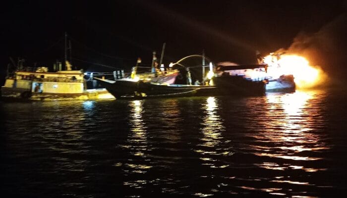 Kronologi Kapal Nelayan Terbakar Saat Bersandar di Dermaga Baterai Wijayapura Cilacap