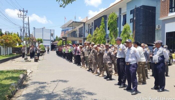 Ratusan Personel Gabungan Amankan Pelaksanaan Debat Kedua Cabup Cawabup Cilacap