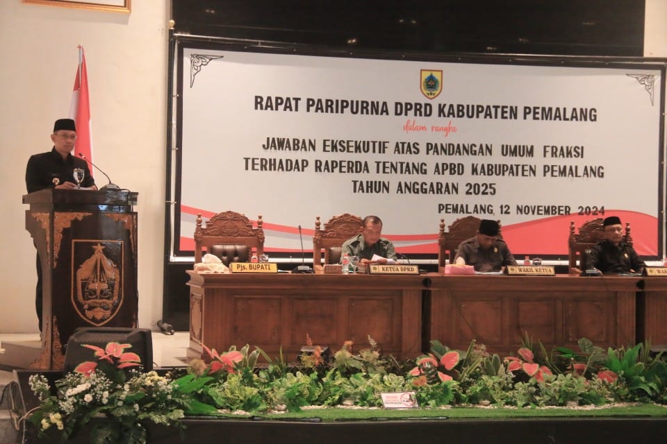 Jawaban Eksekutif Pjs Bupati Pemalang atas Pandangan Fraksi DPRD