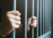 Pasangan Suami Istri di Pagenteran Terancam 18 Bulan Penjara Akibat Pencoblosan di Dua TPS