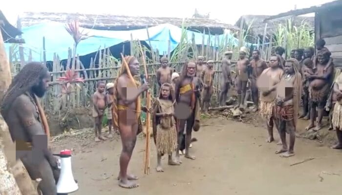 Yayasan Sekolah Adat Mee di Mogoutopa, Dogiyai Papua Tengah telah diresmikan