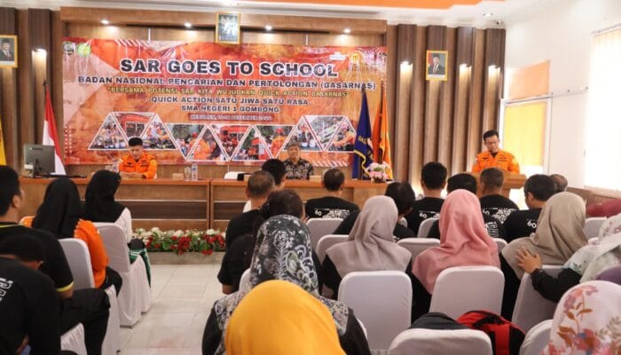 Berikan Edukasi Tentang Keselamatan Diri Basarnas Gelar SGTS di SMAN 1 Gombong