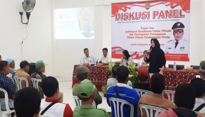 Kesbangpol Kota Semarang Gelar Diskusi Panel Bersama Linmas Mulktiharjo Kidul