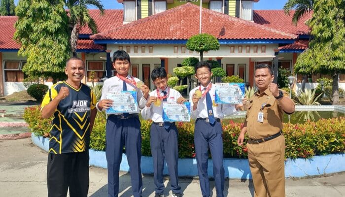 Kejurnas Bandung Lautan Api, Atlet Silat SMPN 2 Pemalang Ukir Prestasi dengan Tiga Medali Emas