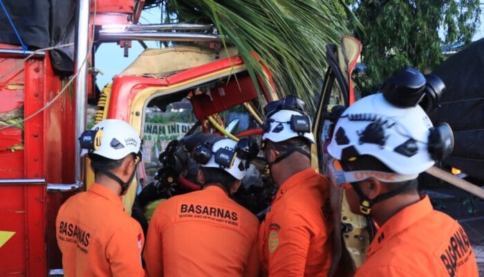 Kecelakaan di Cilacap Membutuhkan Penanganan Khusus saat Evakuasi, Basarnas Dikerahkan