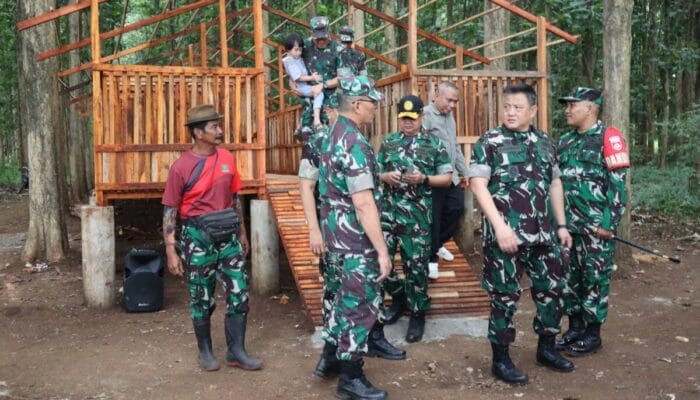 Mewujudkan Ketahanan Pangan, Yayasan Persada Akmil 92 Tanam Jagung Perdana di Pemalang