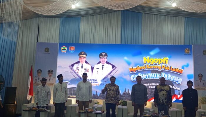 Serap Aspirasi Warga Gubernur Jateng Ngopfi Bareng Masyarakat Cilacap