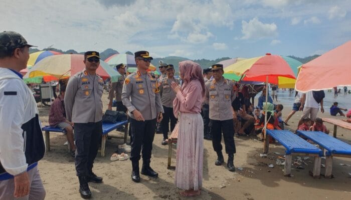 Pastikan Keamanan Wisatawan Kapolresta Cilacap Patroli Tempat Wisata di Libur Lebaran 2025