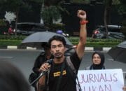 Kalau Aparat Menampar Jurnalis, Siapa Lagi yang Akan Bicara?