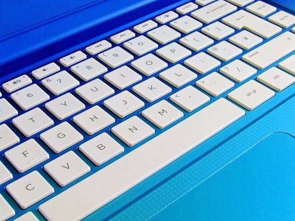 Windows Kamu Lemot? Saatnya di-Setting Ulang! (pexels-photo)