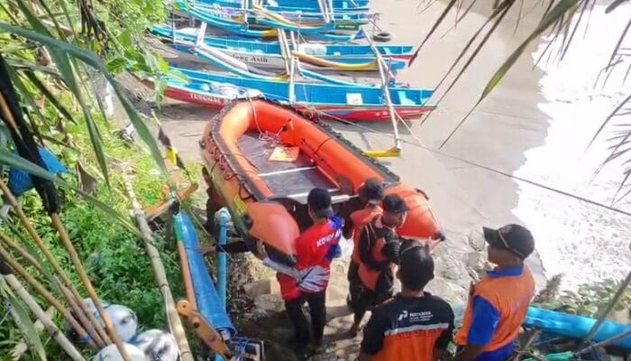 Hari Kedua Pencarian Pemancing yang Tersapu Ombak Pantai Lampon Kebumen, Tim SAR Gabungan Membagi Tiga Jalur Pencarian